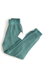 Load image into Gallery viewer, josie.flatlay.sea