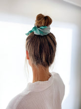 Load image into Gallery viewer, The 'Kerchief